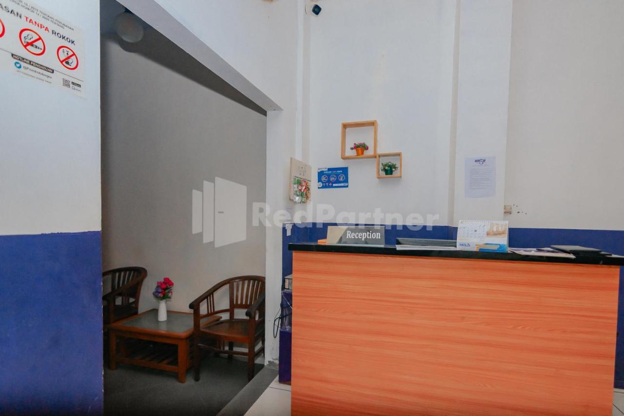 Ungu Kangen Hotel Bogor Mitra Reddoorz Dış mekan fotoğraf